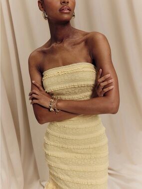 Pretty Little Things Strapless Ruffled Lace Midi Dress in Pale Yellow Size 6